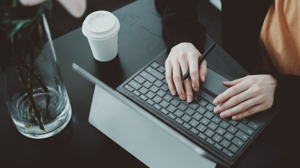 Laptop Offers in Dubai